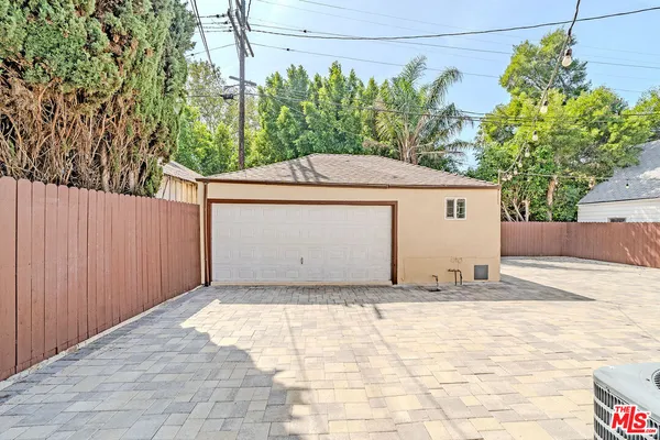 $1,499,000 | 5430 Monroe Street, Los Angeles, CA 90038