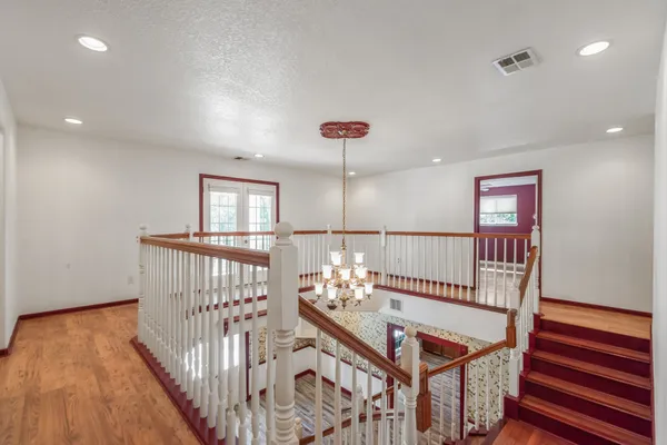 $995,000 | 7316 Pine Drive, Alvin, TX 77511