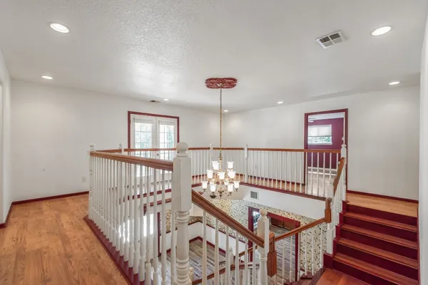 $995,000 | 7316 Pine Drive, Alvin, TX 77511