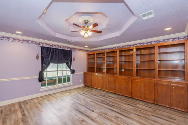 $995,000 | 7316 Pine Drive, Alvin, TX 77511