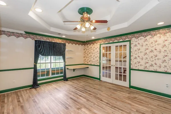 $995,000 | 7316 Pine Drive, Alvin, TX 77511