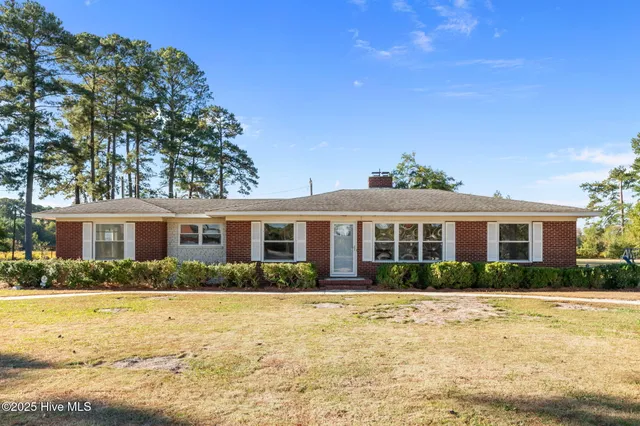 $227,500 | 9055 West Marlboro Road, Farmville, NC 27828