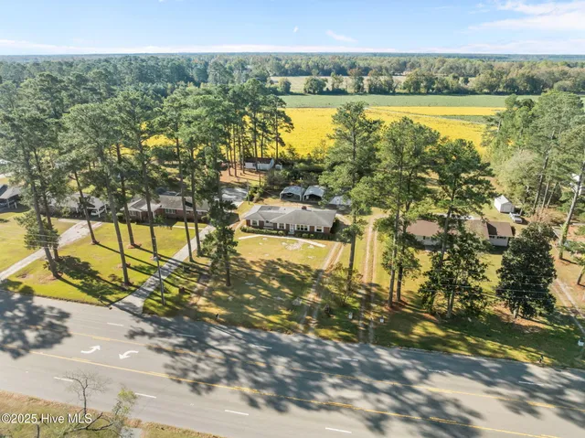 $227,500 | 9055 West Marlboro Road, Farmville, NC 27828