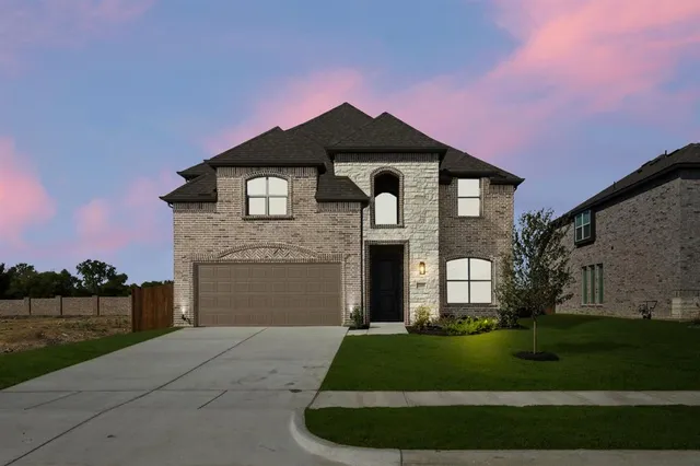 $409,999 | 1109 Turtle Hill Lane, Crowley, TX 76036