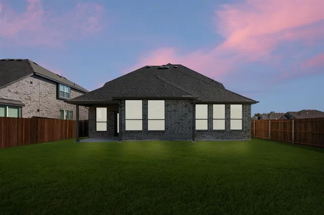 $409,999 | 1109 Turtle Hill Lane, Crowley, TX 76036