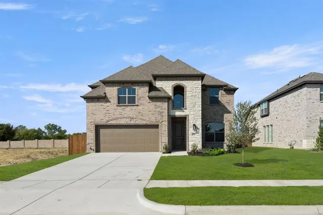 $409,999 | 1109 Turtle Hill Lane, Crowley, TX 76036