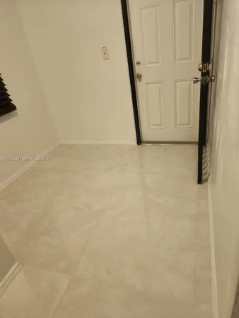 $1,250 | 13915 Northwest 5th Court, Unit 1, North Miami, FL 33168
