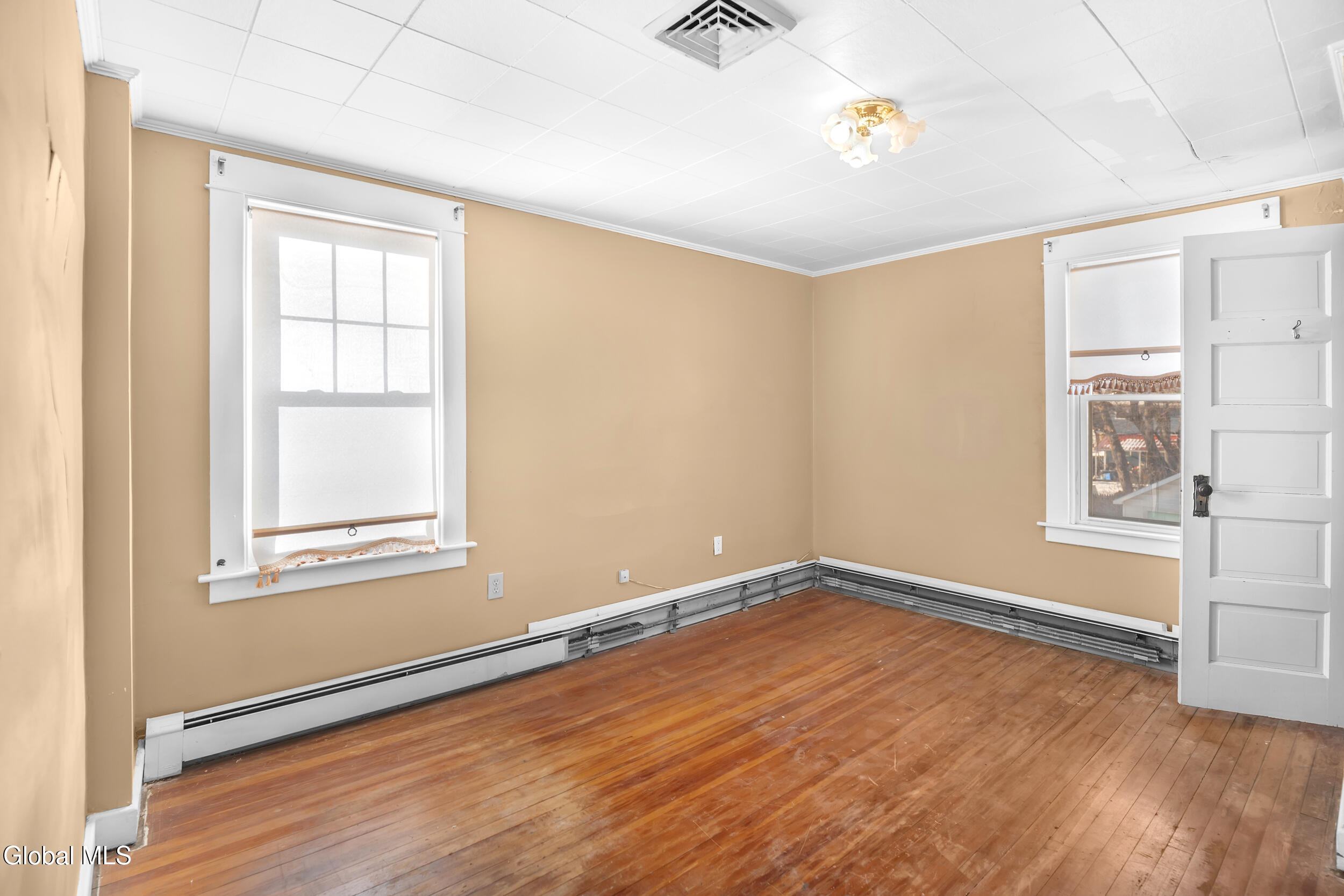 47 Marriott Avenue Schenectady, NY 12304 - Photo 28 of 43 28_47 marriott ave schenectady