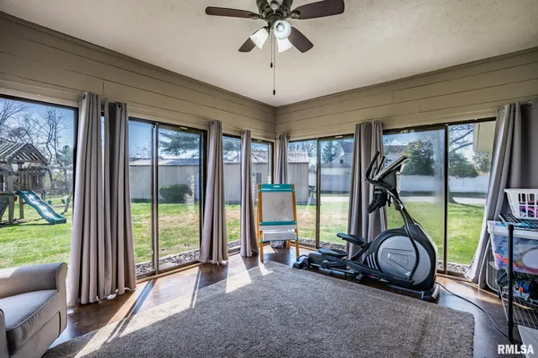 $324,900 | 2944 Delora Lane, Herrin, IL 62948