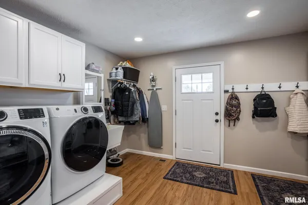 $324,900 | 2944 Delora Lane, Herrin, IL 62948