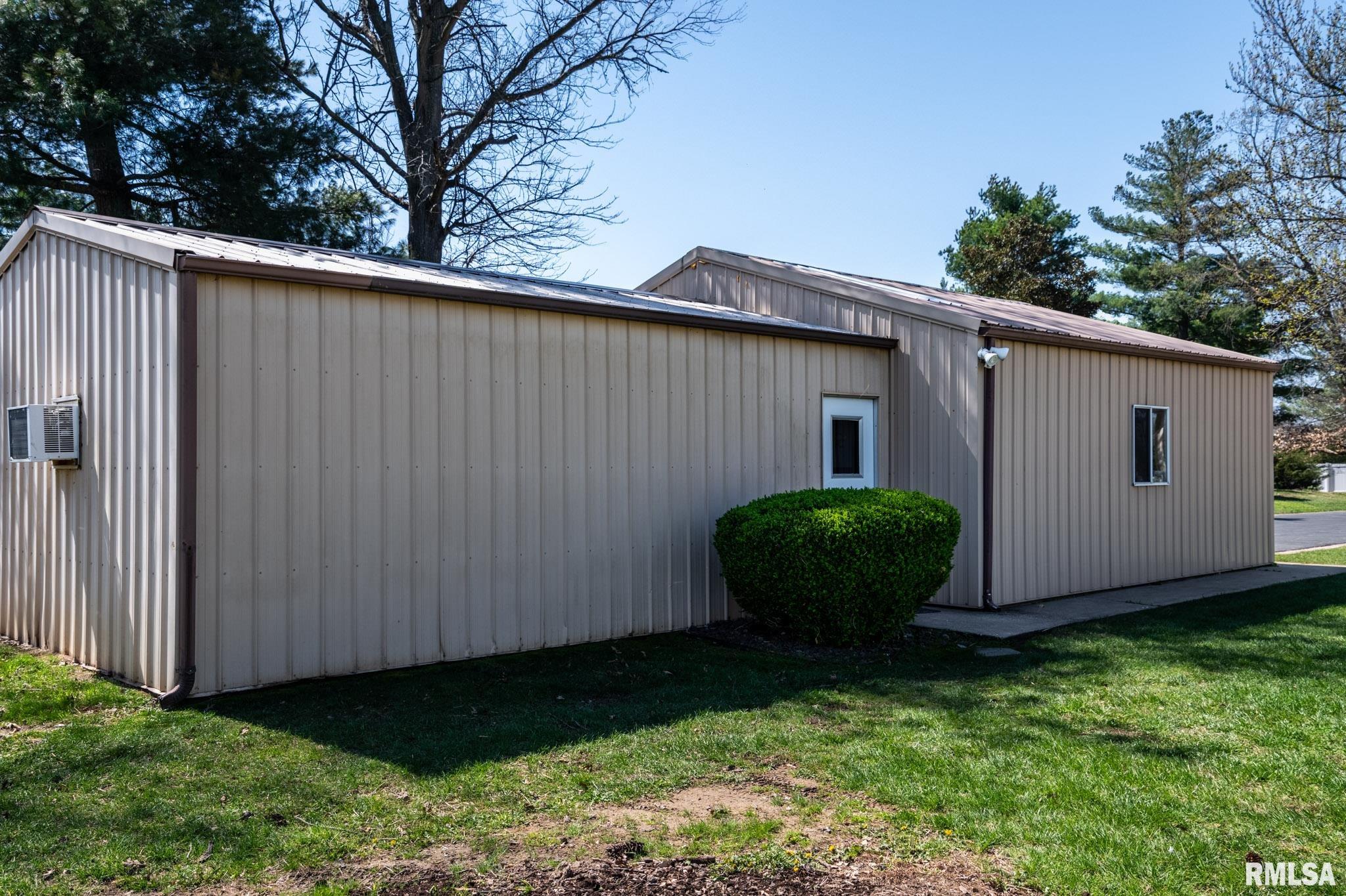 2944 Delora Lane Herrin, IL 62948 - Photo 35 of 39