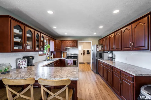 $324,900 | 2944 Delora Lane, Herrin, IL 62948