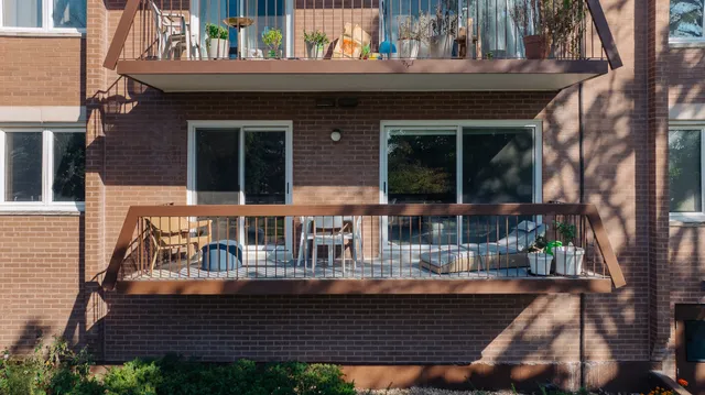 a view of house with outdoor space