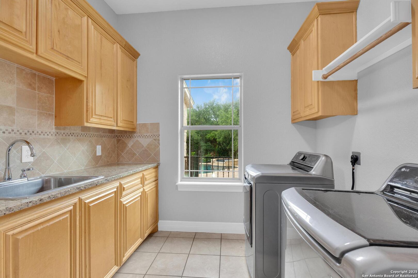 1130 Whispering Water Spring Branch, TX 78070 - Photo 21 of 44