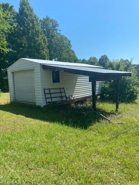 8463 Reid Farm Road Walnut Cove, NC 27052 - Photo 12 of 18 Gallery Image 12