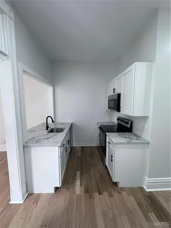 $299,900 | 2422 McNair Avenue, St. Louis, MO 63104