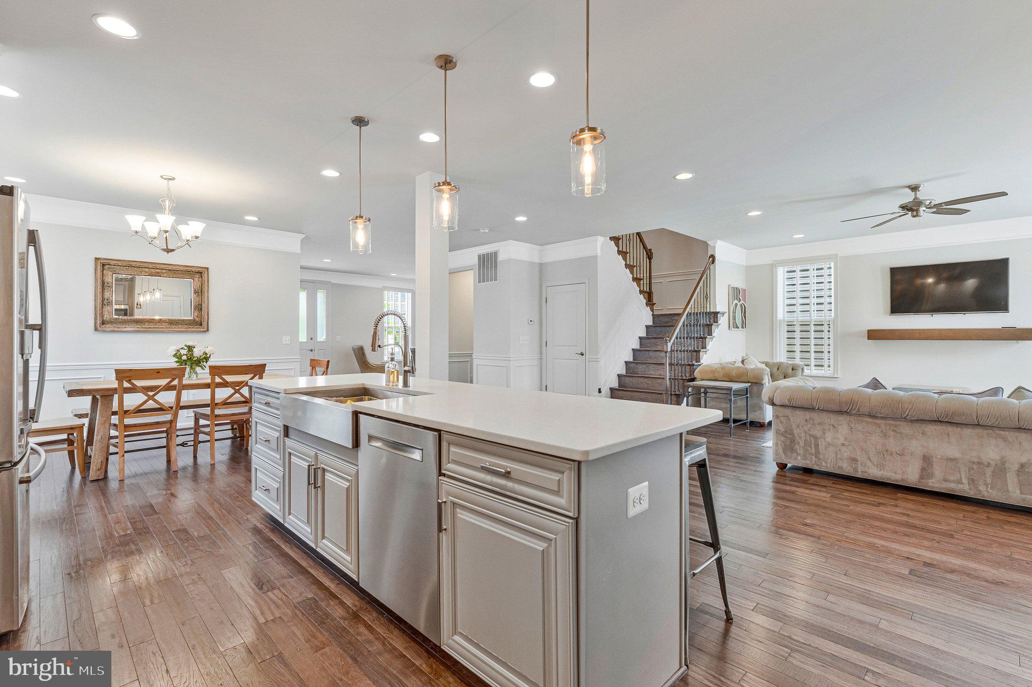 1007 Themis Street Southeast Leesburg, VA 20175 - Photo 4 of 55