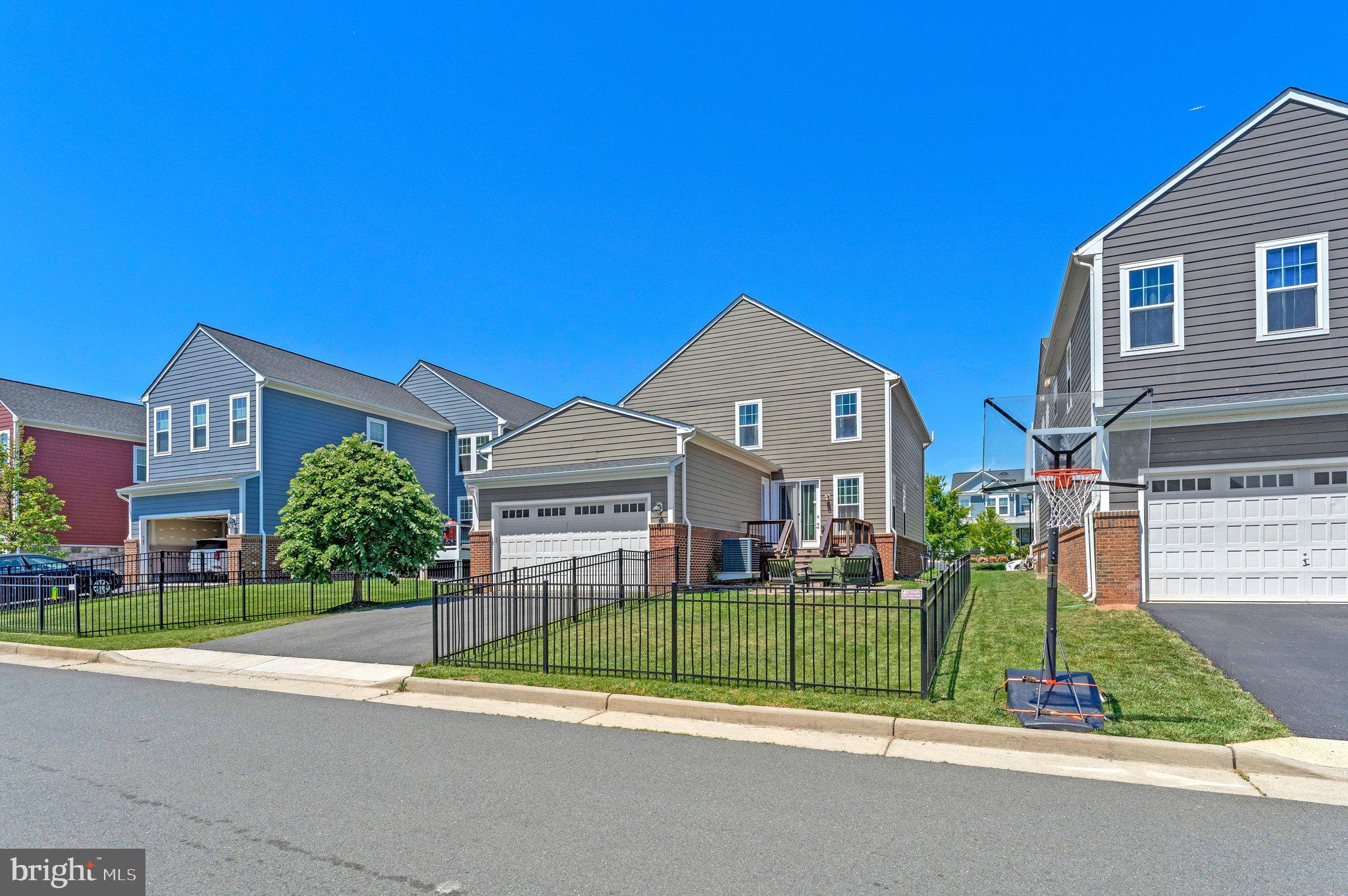 1007 Themis Street Southeast Leesburg, VA 20175 - Photo 53 of 55