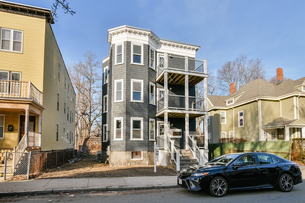27 Armandine Street, Unit 3 Boston, MA 02124 - Photo 1 of 17