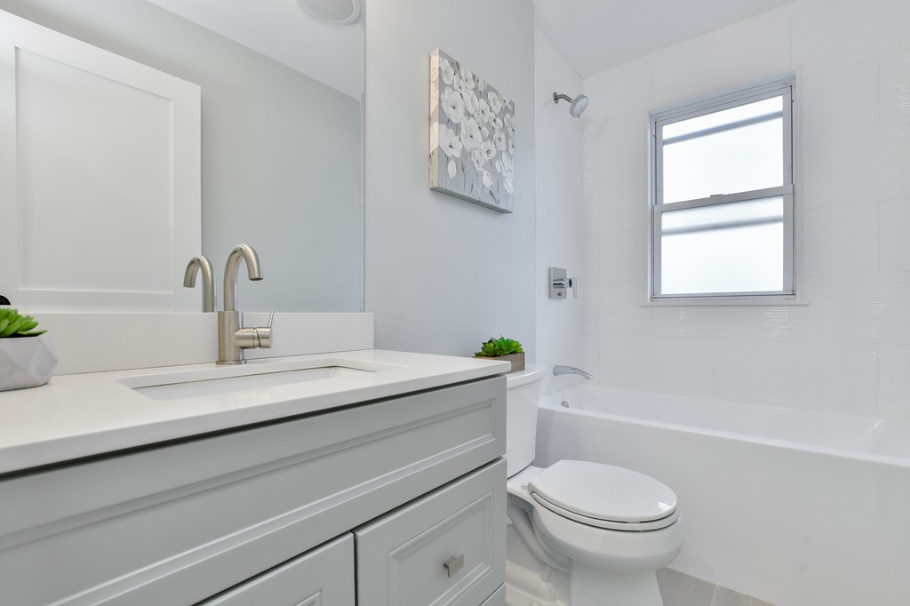 27 Armandine Street, Unit 3 Boston, MA 02124 - Photo 15 of 17