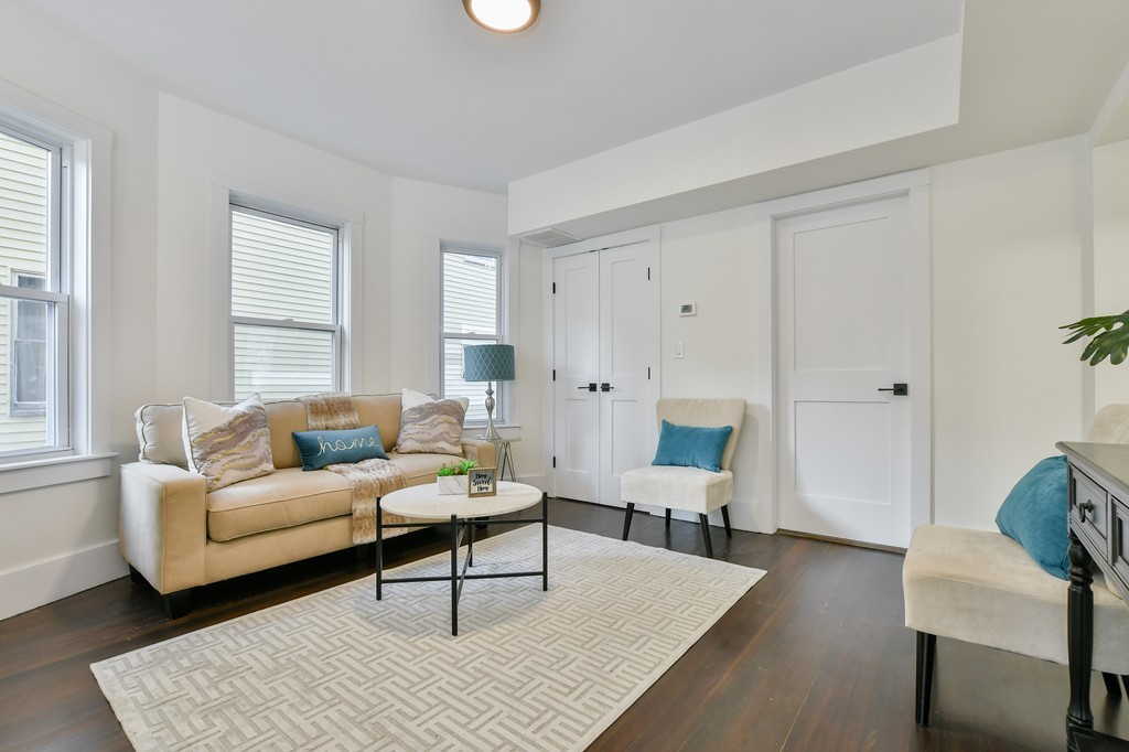 27 Armandine Street, Unit 3 Boston, MA 02124 - Photo 4 of 17