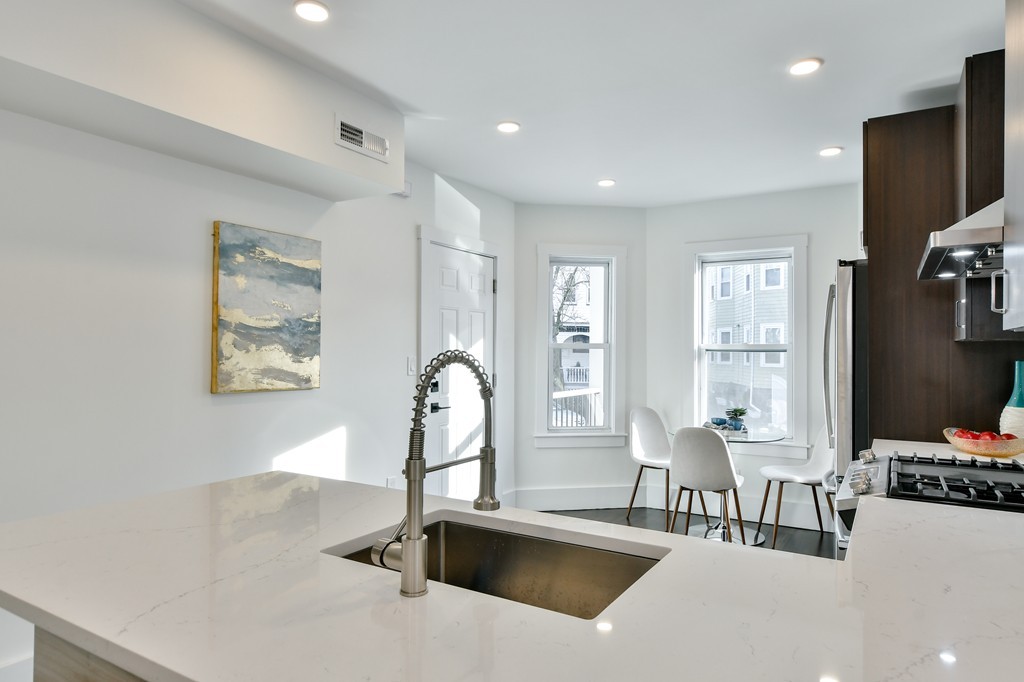 27 Armandine Street, Unit 3 Boston, MA 02124 - Photo 6 of 17