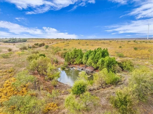 $400,000 | 3254 Rd Mount, Mount Calm, TX 76673