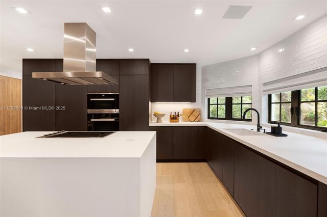 $6,700,000 | 4860 Hammock Lakes Drive, Coral Gables, FL 33156