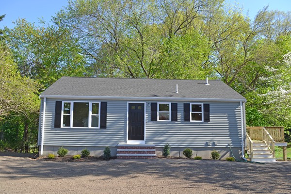 42 Samoset Road Woburn, MA 01801 - Photo 1 of 16