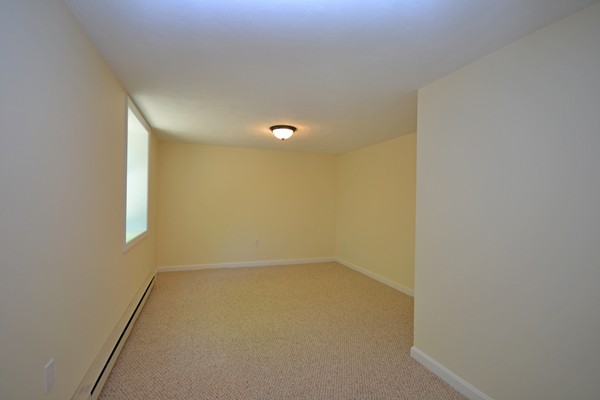 42 Samoset Road Woburn, MA 01801 - Photo 15 of 16