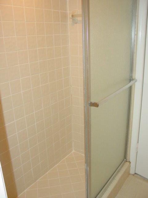 23230 Island View, Unit E Boca Raton, FL 33433 - Photo 14 of 29 Master Shower