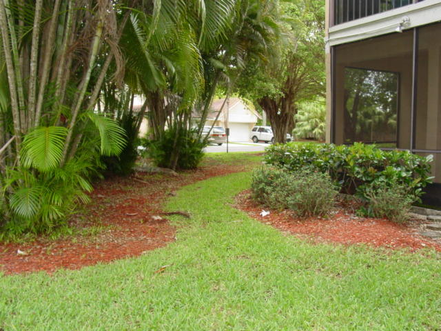 23230 Island View, Unit E Boca Raton, FL 33433 - Photo 22 of 29 Exterior Rear