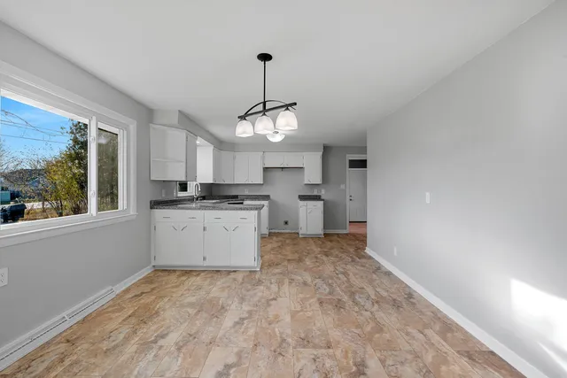 $324,900 | 4710 West Capitol Drive, Appleton, WI 54913