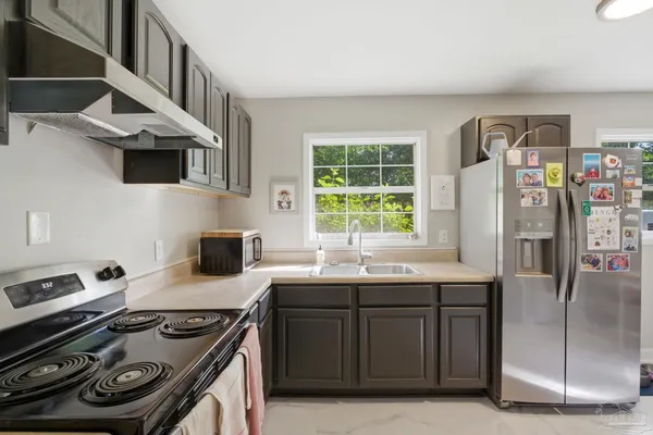 $229,900 | 3751 Whispering Pines Drive, Pensacola, FL 32504