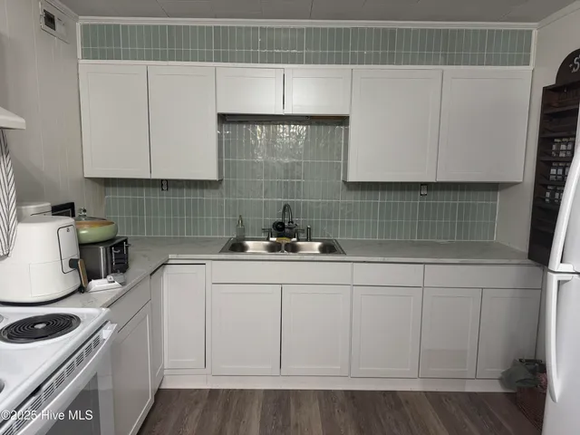 $1,500 | 921 North Yaupon Terrace, Unit A, Morehead City, NC 28557