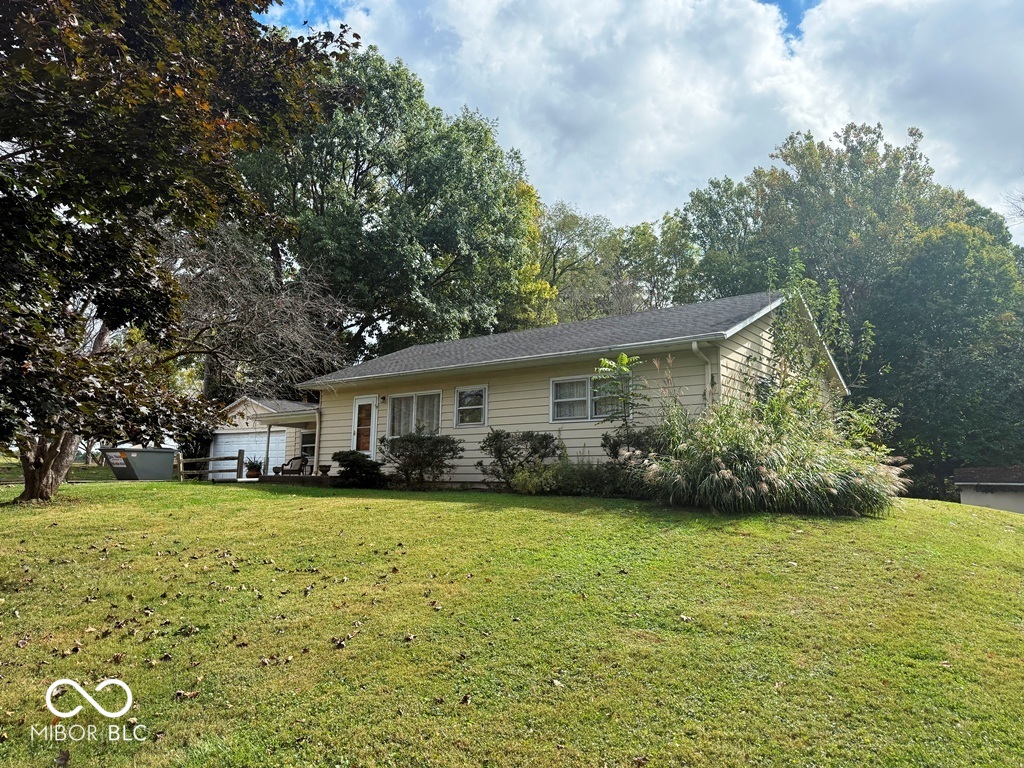 1207 Big 4 Arch Road Crawfordsville, IN 47933 - Photo 2 of 2