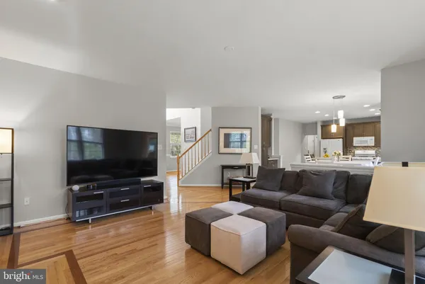$1,000,000 | 12120 Early Lilacs Path, Clarksville, MD 21029