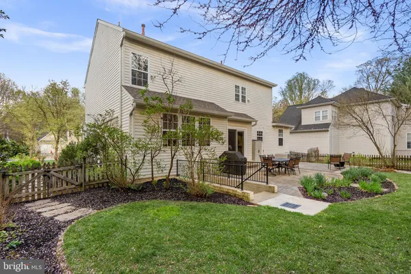 $1,000,000 | 12120 Early Lilacs Path, Clarksville, MD 21029