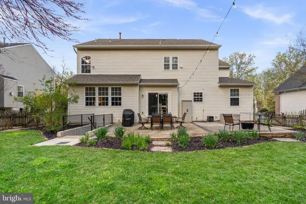 $1,000,000 | 12120 Early Lilacs Path, Clarksville, MD 21029