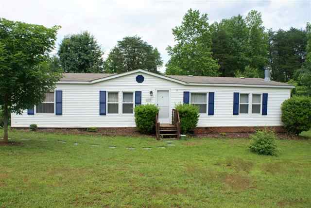 1604 South McElhaney Road Greer, SC 29651 - Photo 1 of 12 Gallery Image 1