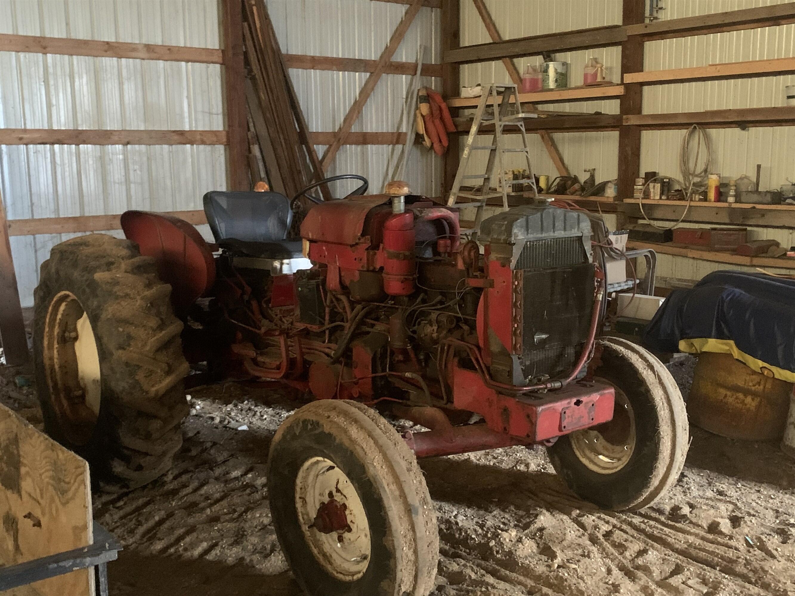 W4264 Sporleder Road Geneva, WI 53121 - Photo 28 of 29 Tractor For Sale