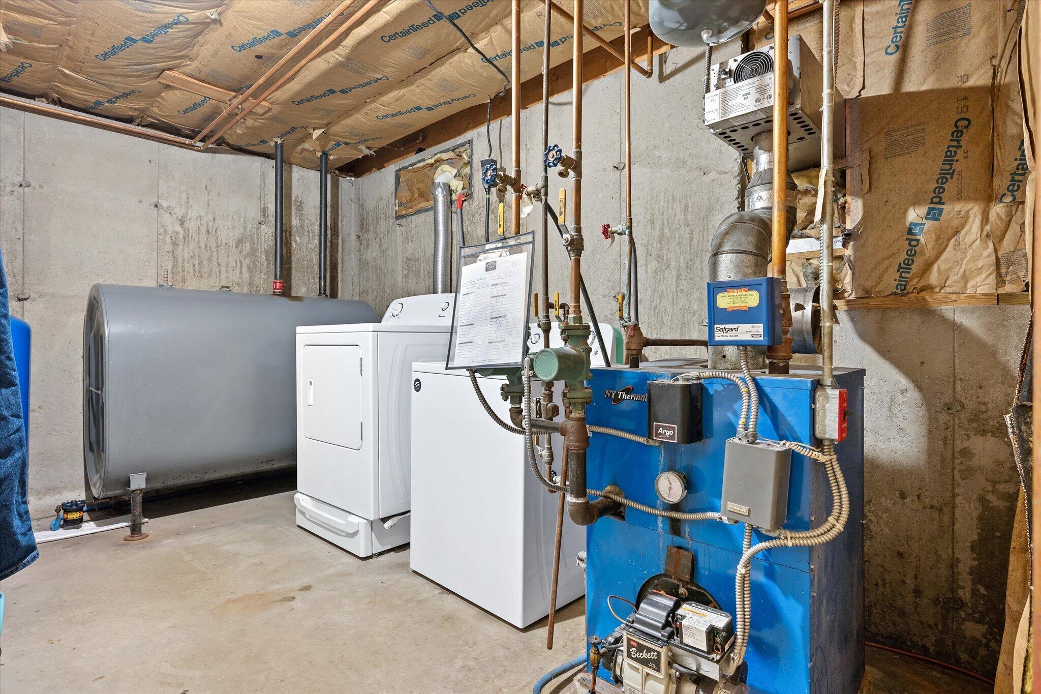 3 3js Way Swanville, ME 04915 - Photo 34 of 68 33-Laundry 2, Utilities