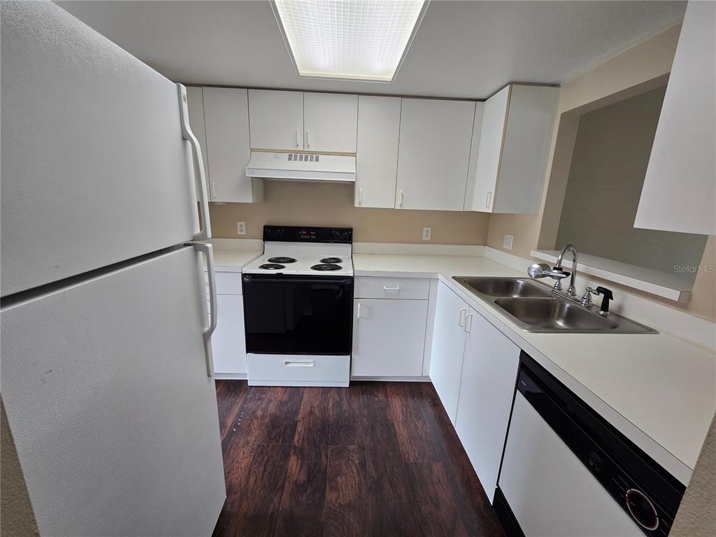 4315 Azora Road Spring Hill, FL 34608 - Photo 4 of 14