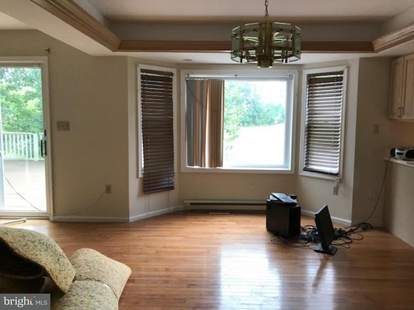 2672 Kutztown Road Pennsburg, PA 18073 - Photo 5 of 21 Dining Room
