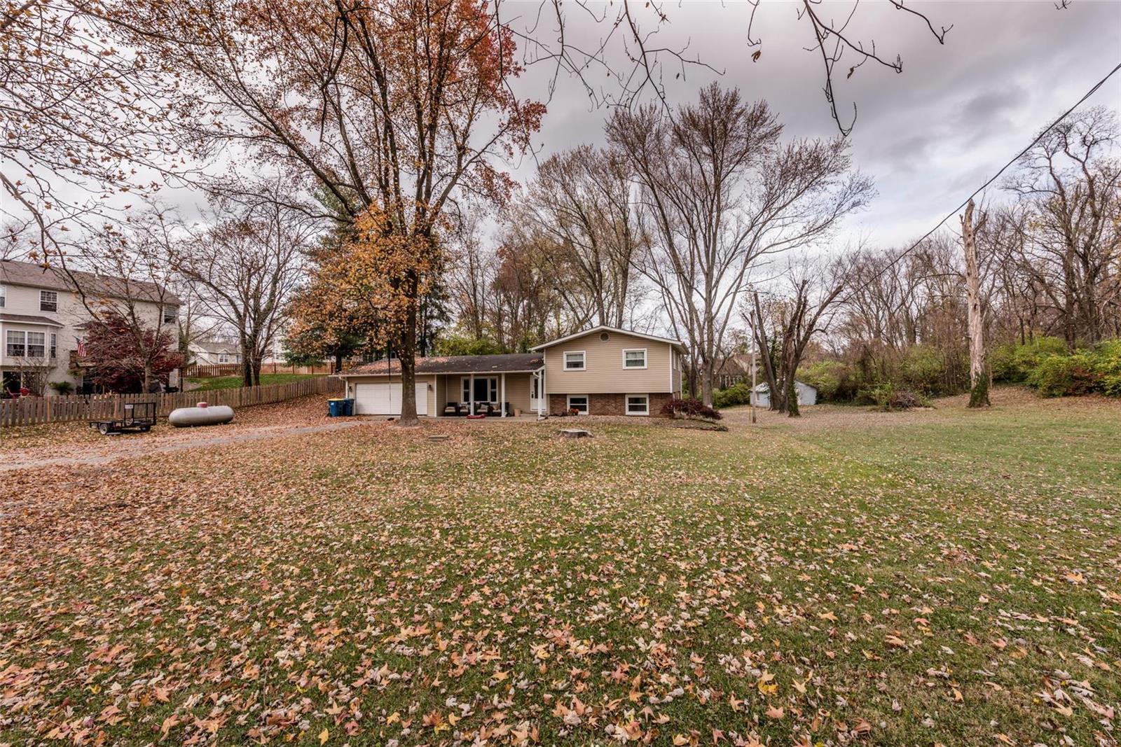 1627 Gerber Road Edwardsville, IL 62025 - Photo 3 of 36 Gallery Image 3