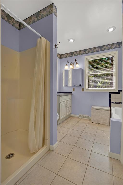 254 Light Lane Ligonier, PA 15658 - Photo 23 of 50 a view of kitchen with furniture and window