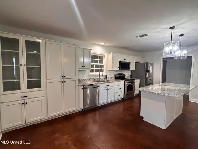 $258,000 | 2410 Pope Water Valley Road, Pope, MS 38658