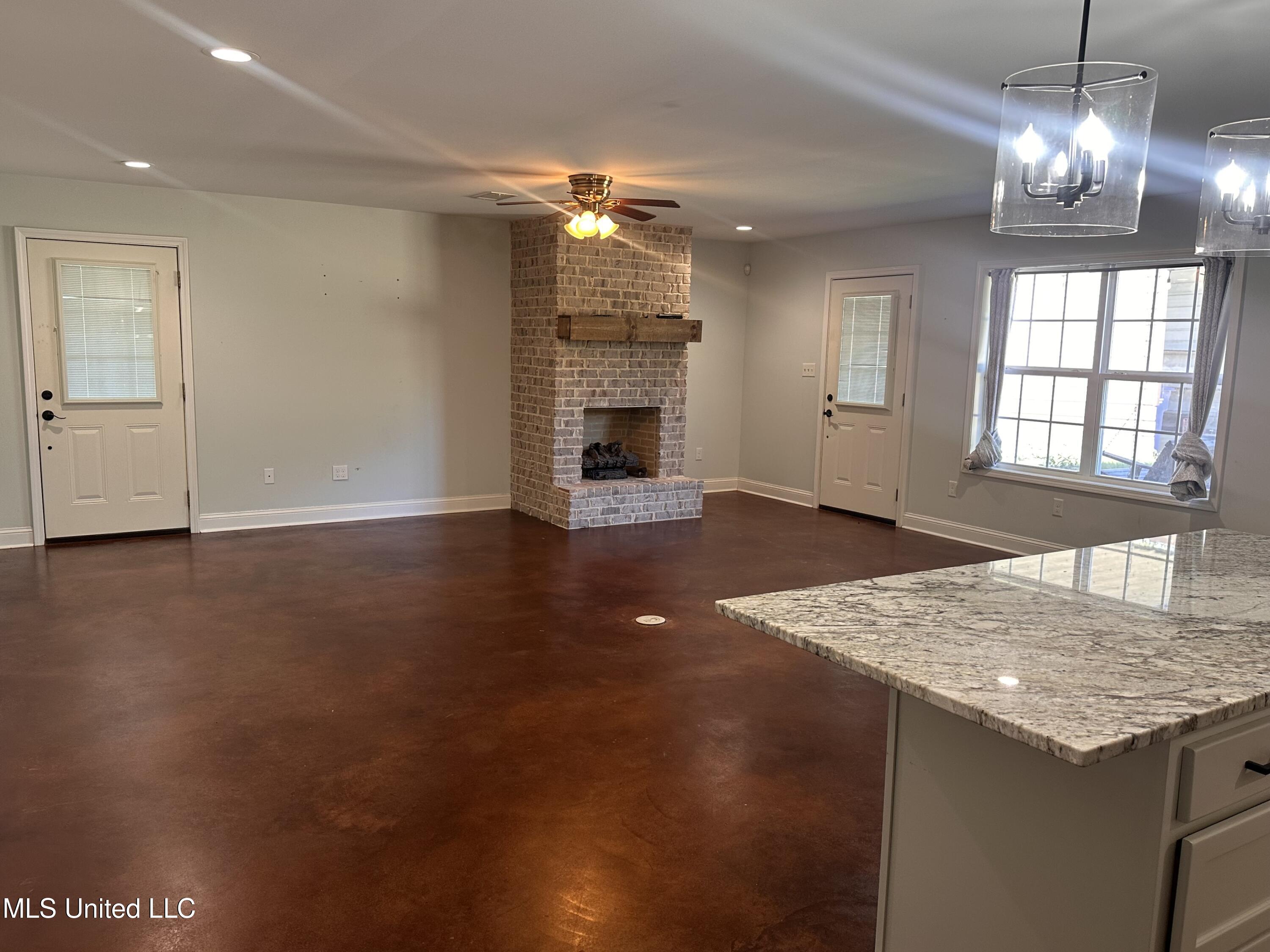 2410 Pope Water Valley Road Pope, MS 38658 - Photo 12 of 32 IMG_6377