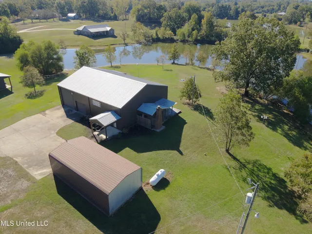 $258,000 | 2410 Pope Water Valley Road, Pope, MS 38658