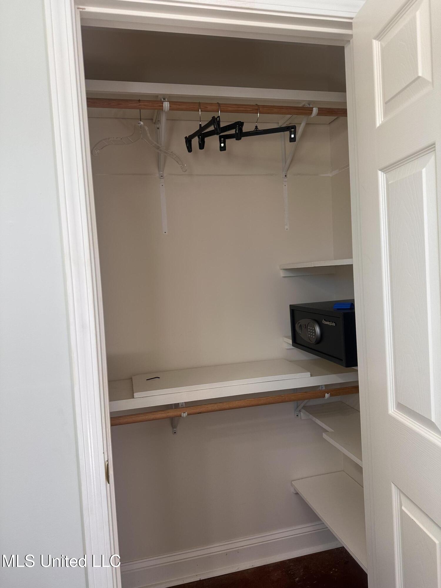 2410 Pope Water Valley Road Pope, MS 38658 - Photo 27 of 32 IMG_6409